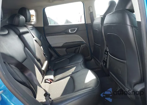 2022 Jeep Compass Latitude 4X4 from USA, damaged, VIN 3C4NJDBB7NT129422